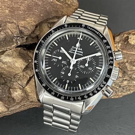 omega speedmaster pro stops in the middle of the night|Omega Speedmaster problems.